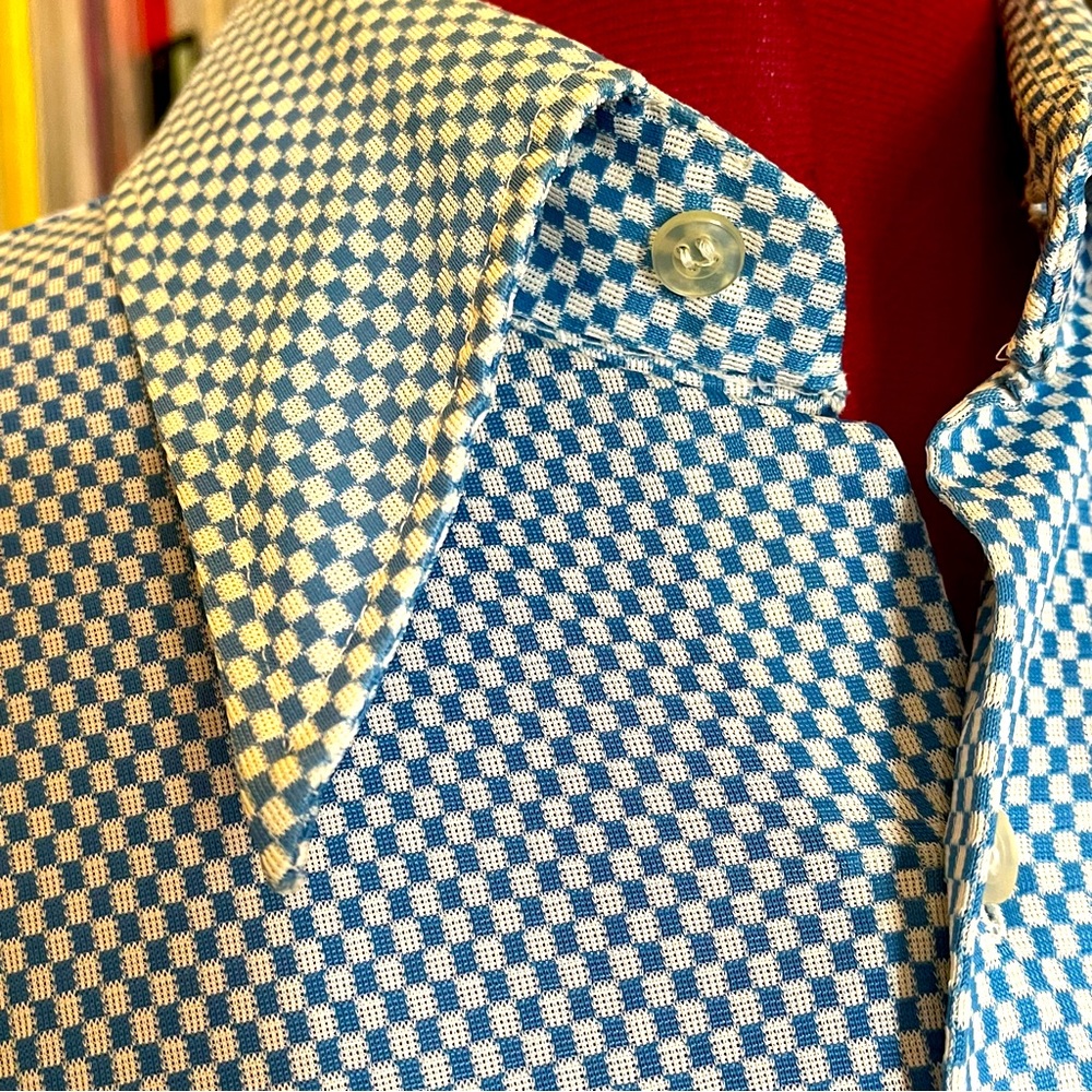 pointed collar knit 70s checkerboard plaid 💙🕺🏽✨